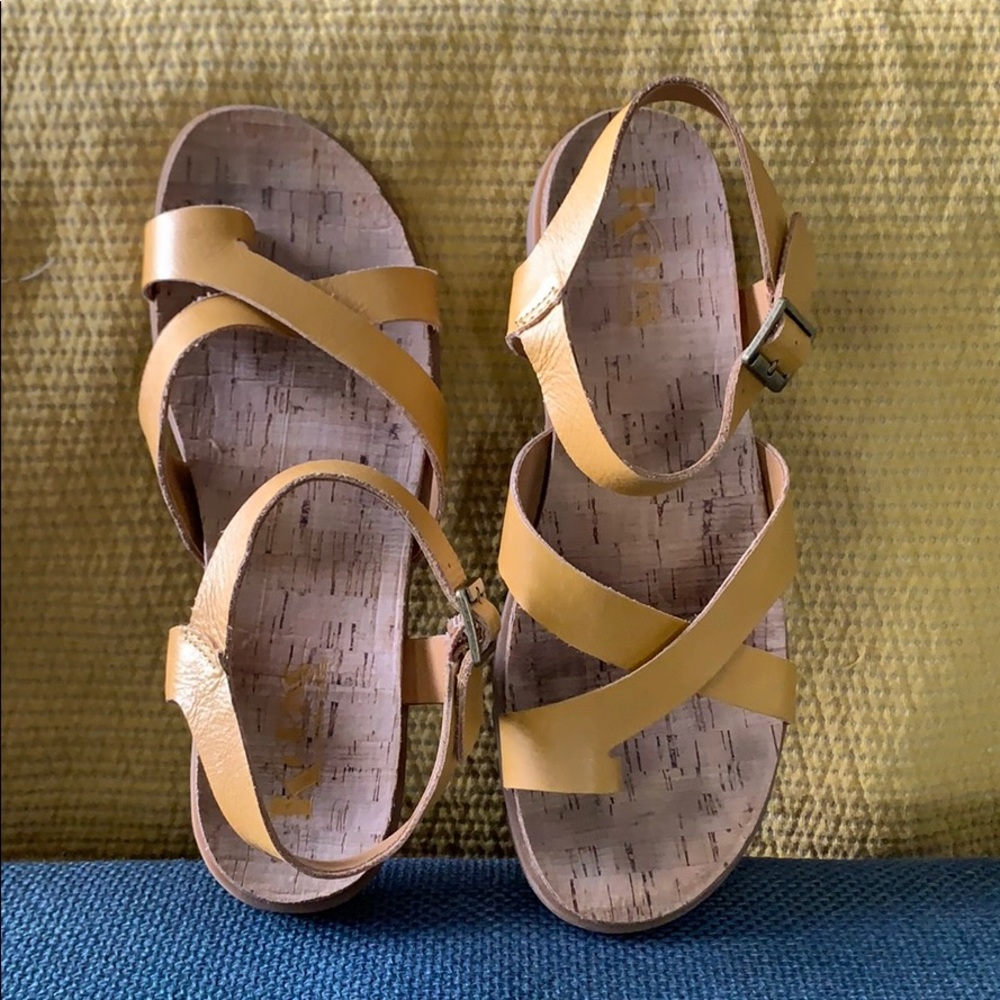 Korks by kork-ease sandals